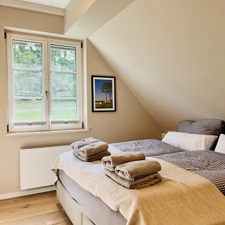 Strandflieder 05 Klein Stresow Ruegen By Ruyastay בית נופש *