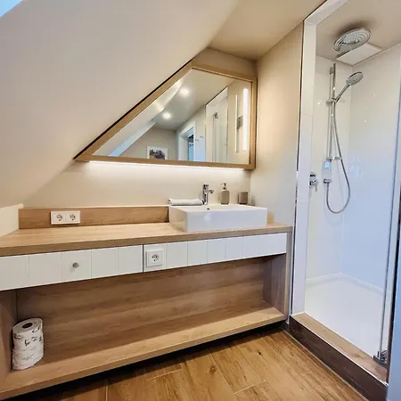 Strandflieder 05 Klein Stresow Ruegen By Ruyastay *